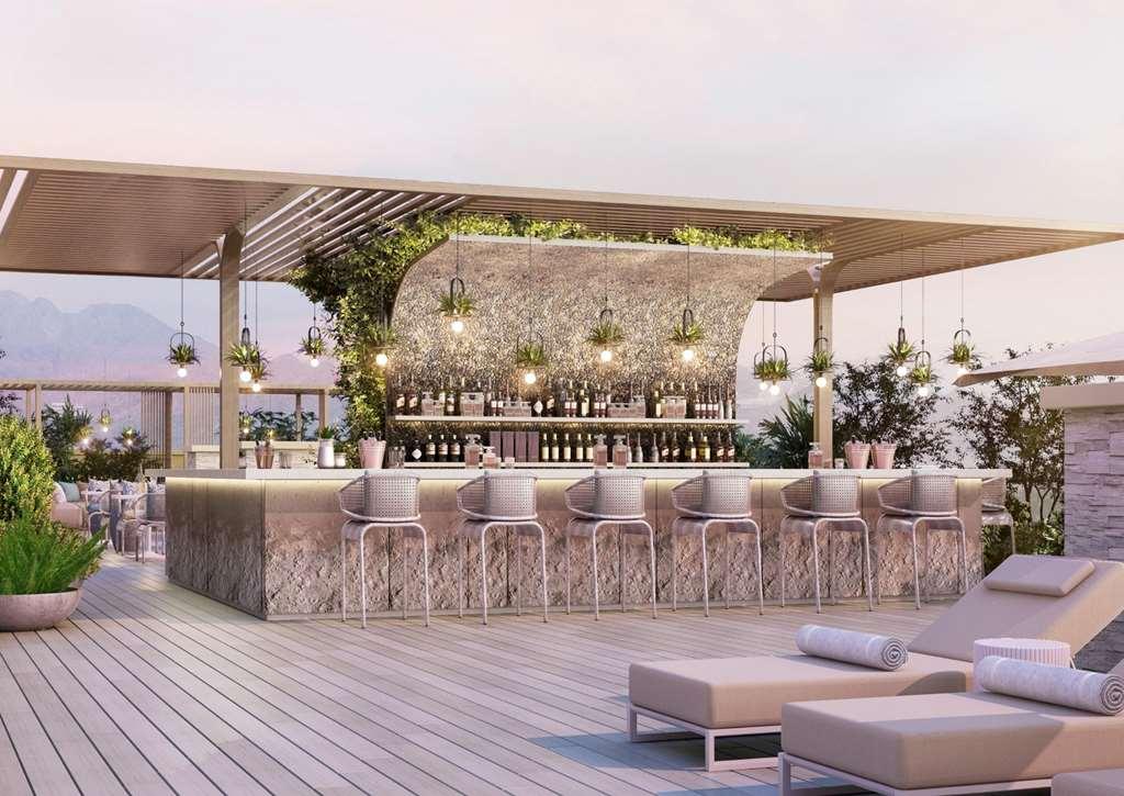 Doubletree By Hilton Muscat Qurum المطعم الصورة